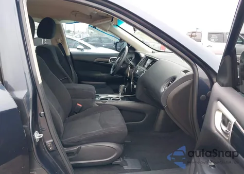 2016 Nissan Pathfinder S from USA, damaged, VIN 5N1AR2MNXGC644668